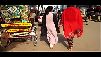 Nice booty of Bangladeshi woman